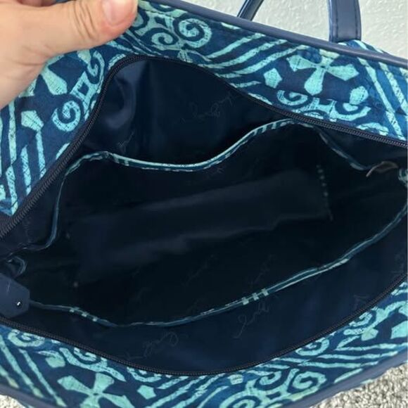 Vera Bradley Blue Cuban Tiles Tote Bag & Navy Wallet Set - Picture 5 of 8